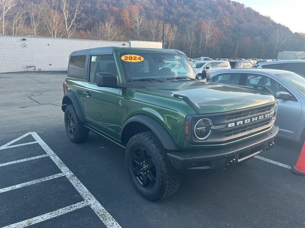 2024 Ford Bronco Black Diamond 2-Door 4WD