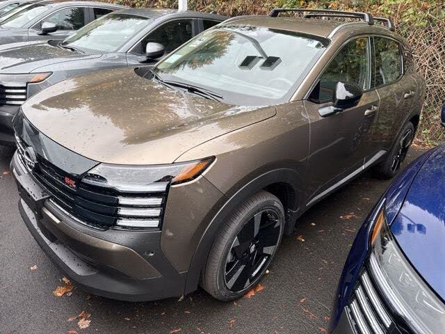 2026 Nissan Kicks SR AWD