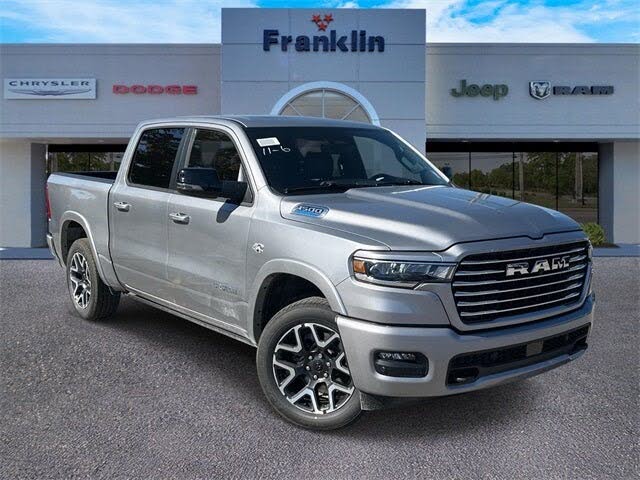 2026 RAM 1500 Laramie Crew Cab 4WD