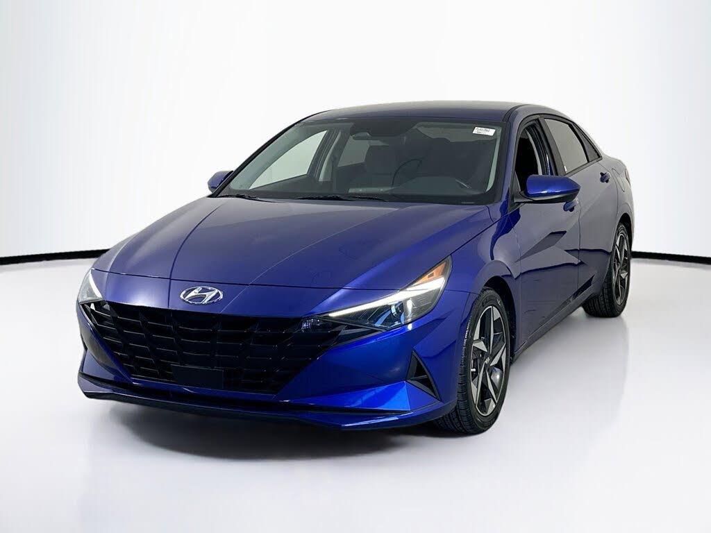 2023 Hyundai Elantra SEL FWD