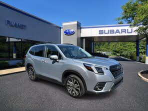 Subaru Forester Limited Crossover AWD