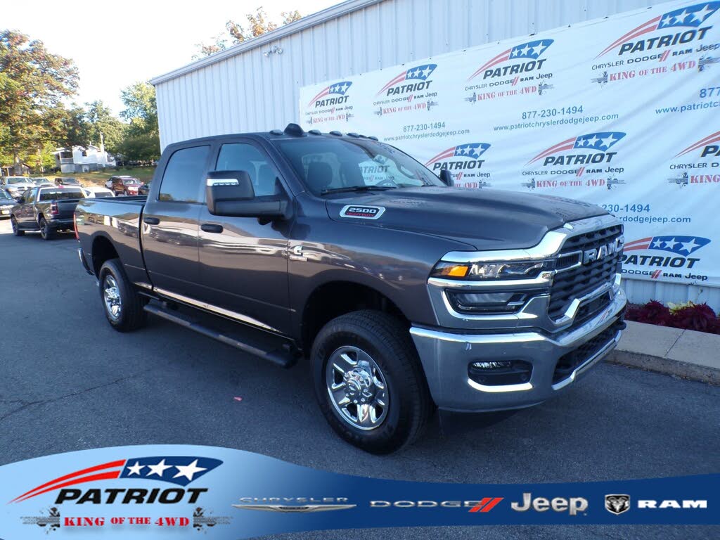 2025 RAM 2500 Tradesman Crew Cab 4WD