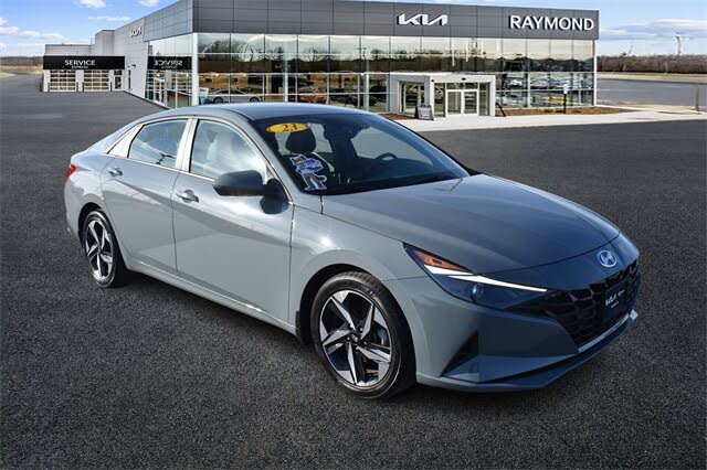 2023 Hyundai Elantra SEL FWD