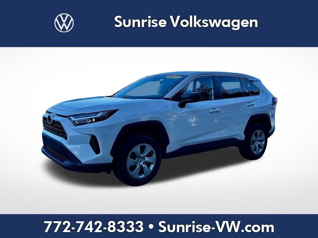 2023 Toyota RAV4 LE FWD