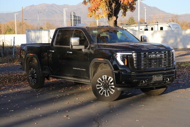 2025 GMC Sierra 2500HD Denali Ultimate Crew Cab 4WD