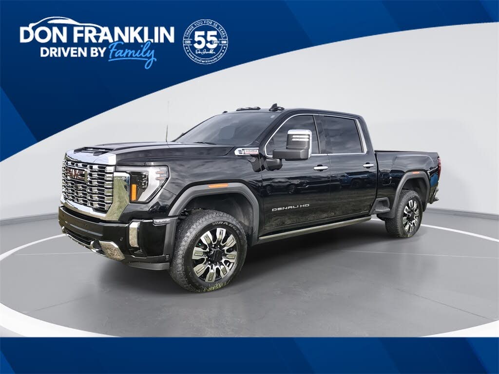 2025 GMC Sierra 2500HD Denali Crew Cab 4WD