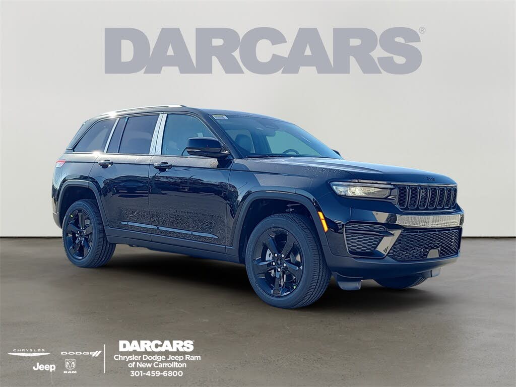 2025 Jeep Grand Cherokee Laredo 4WD