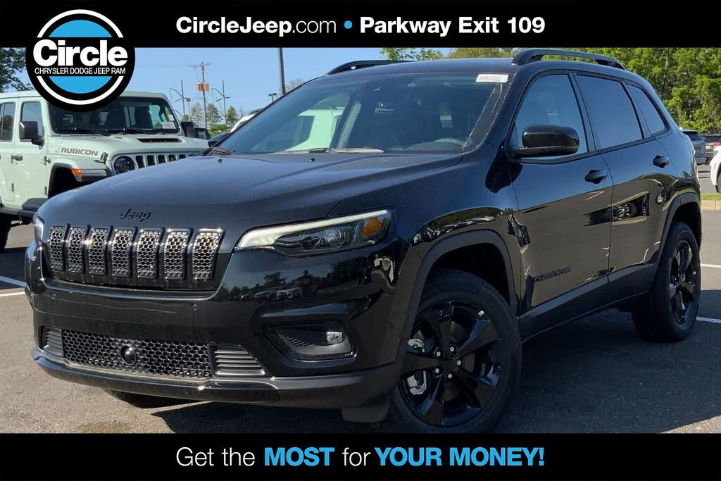 2023 Jeep Cherokee Altitude 4WD