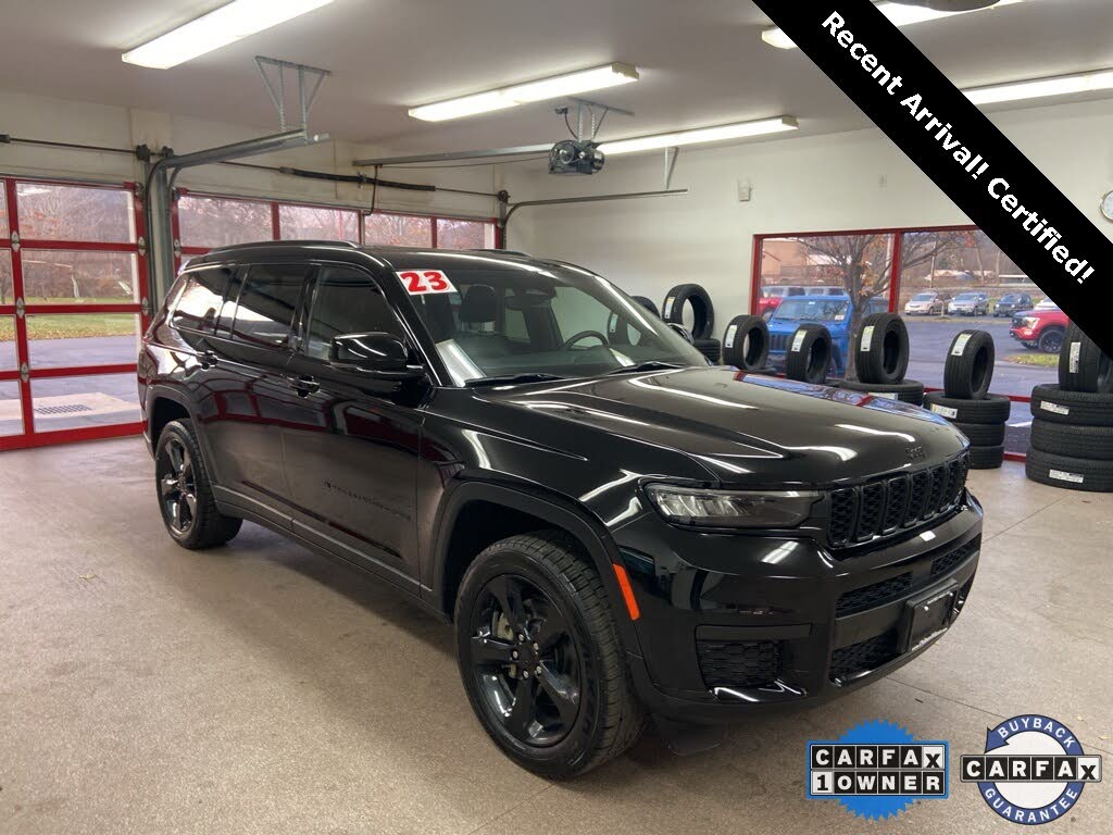 2023 Jeep Grand Cherokee L Altitude 4WD