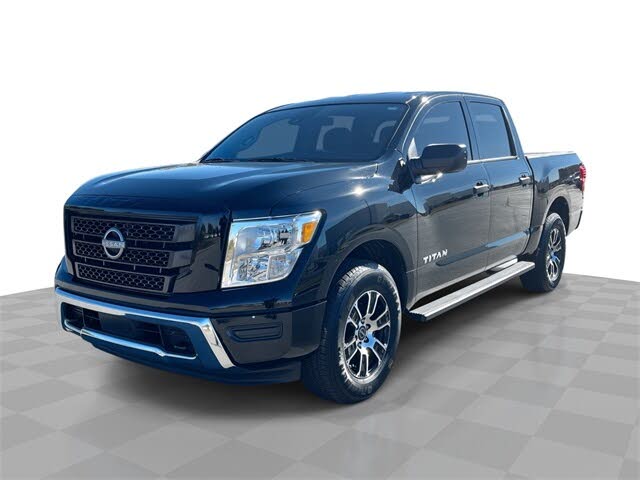 2024 Nissan Titan SV Crew Cab 4WD