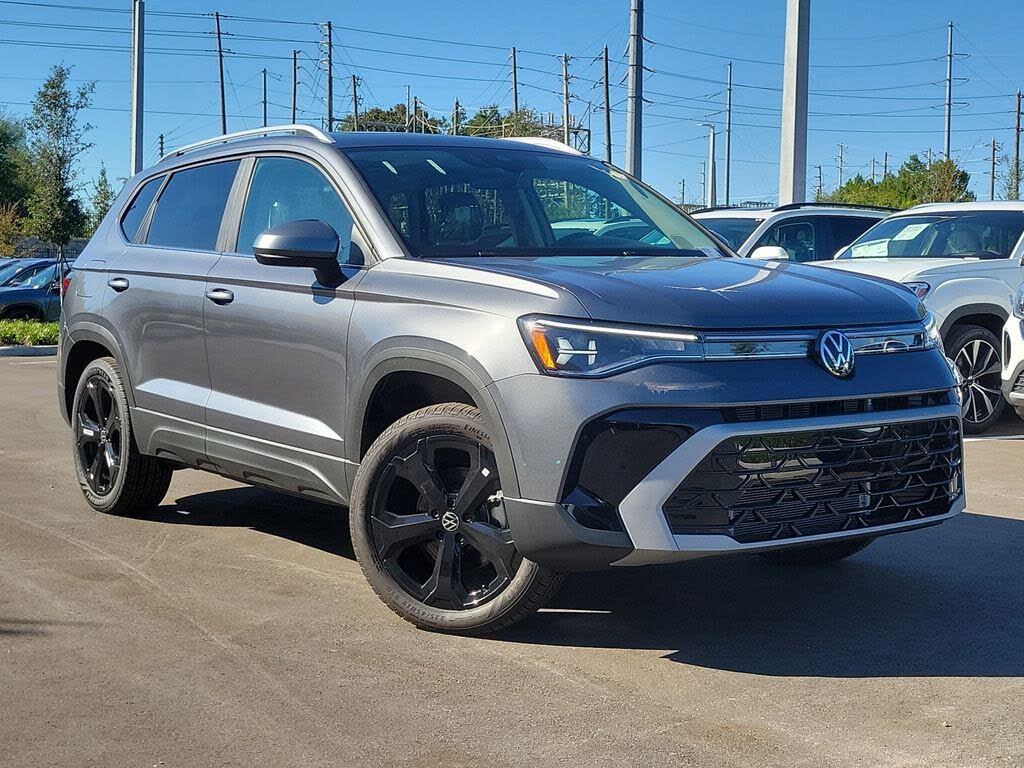 2025 Volkswagen Taos SEL 4Motion