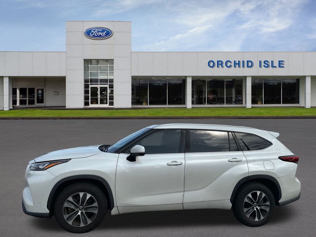 2020 Toyota Highlander XLE FWD