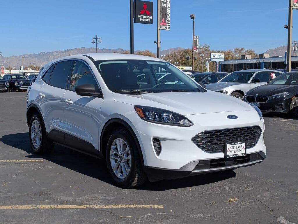 2022 Ford Escape Hybrid SE FWD