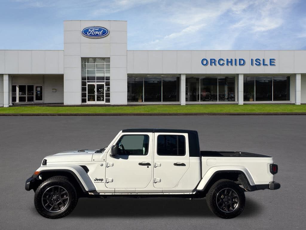 2023 Jeep Gladiator Overland Crew Cab 4WD