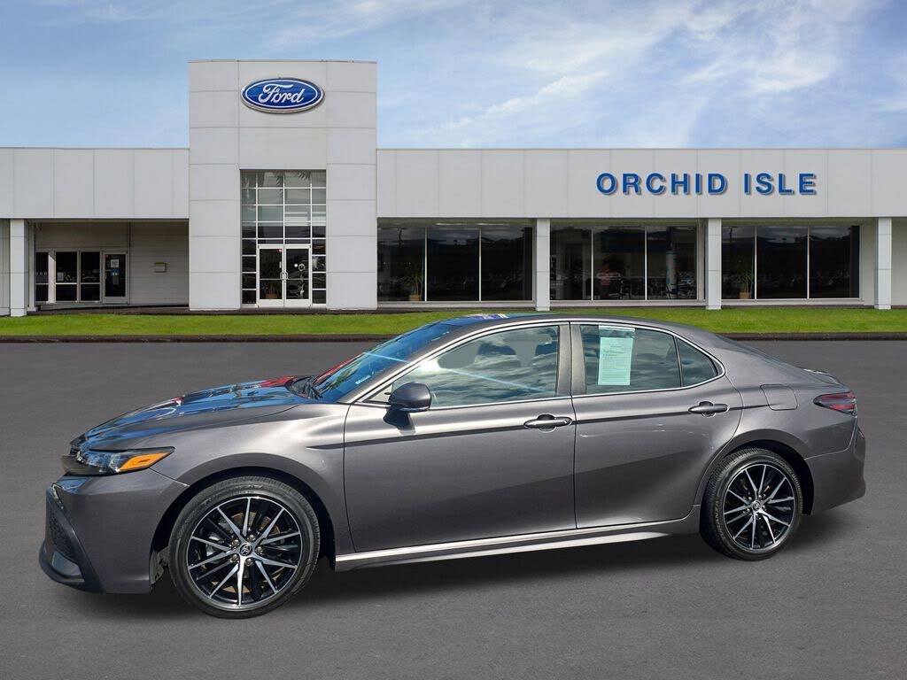 2023 Toyota Camry SE FWD