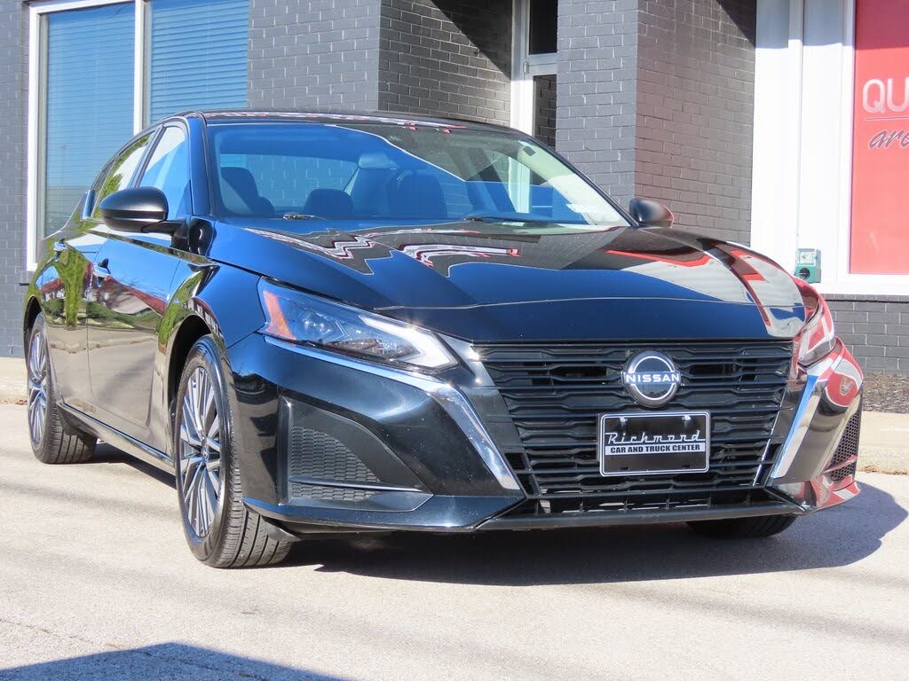 2024 Nissan Altima 2.5 SV FWD