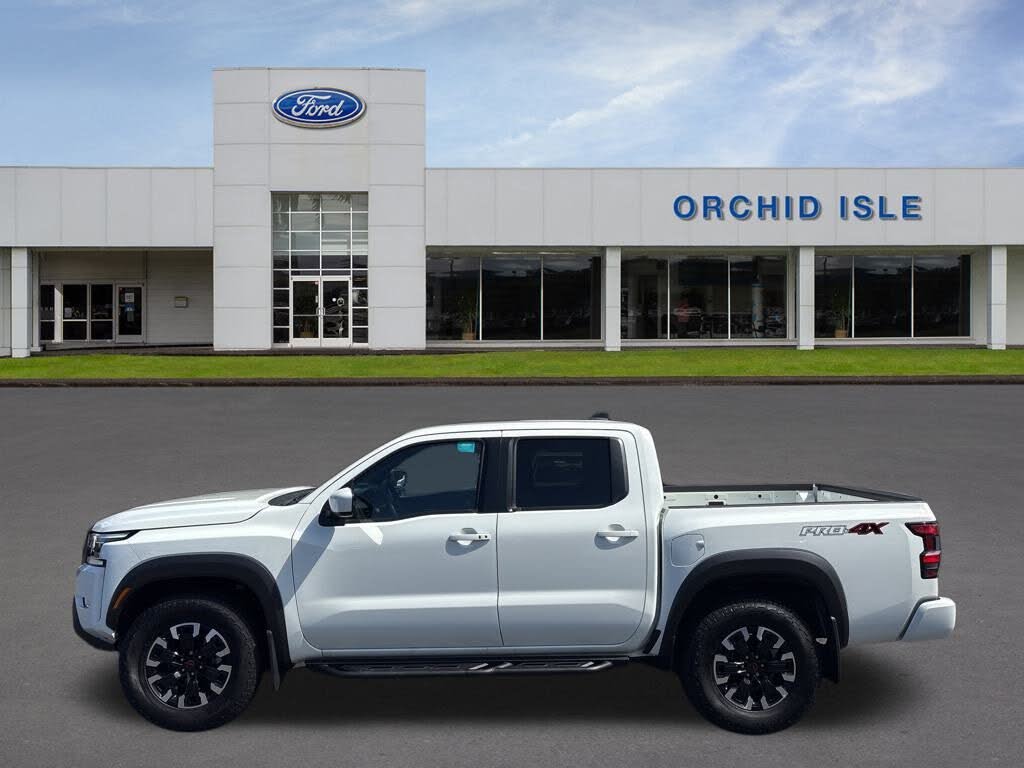 2024 Nissan Frontier PRO-4X Crew Cab 4WD