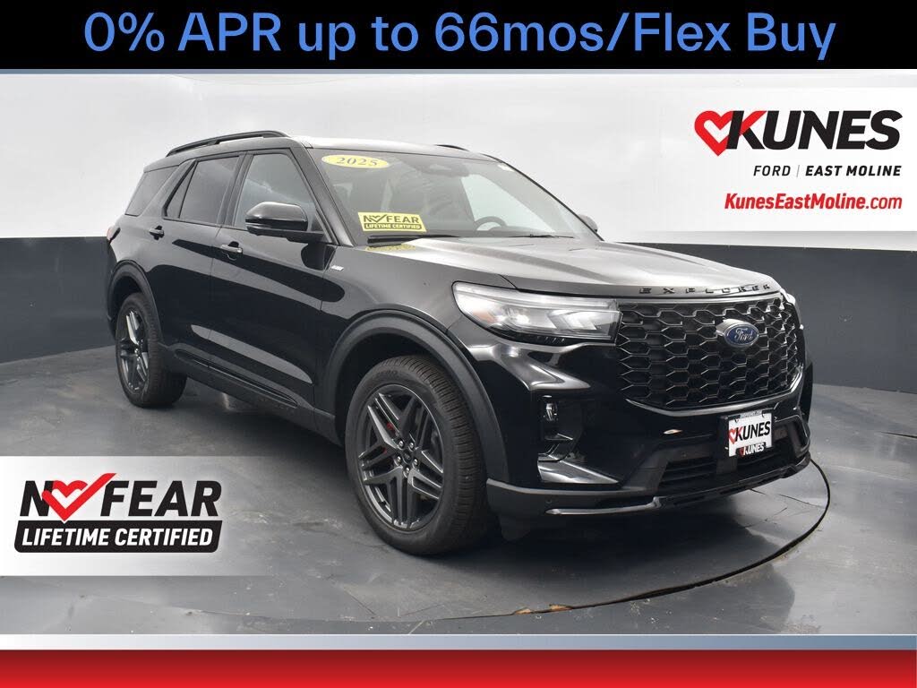 2025 Ford Explorer ST-Line AWD