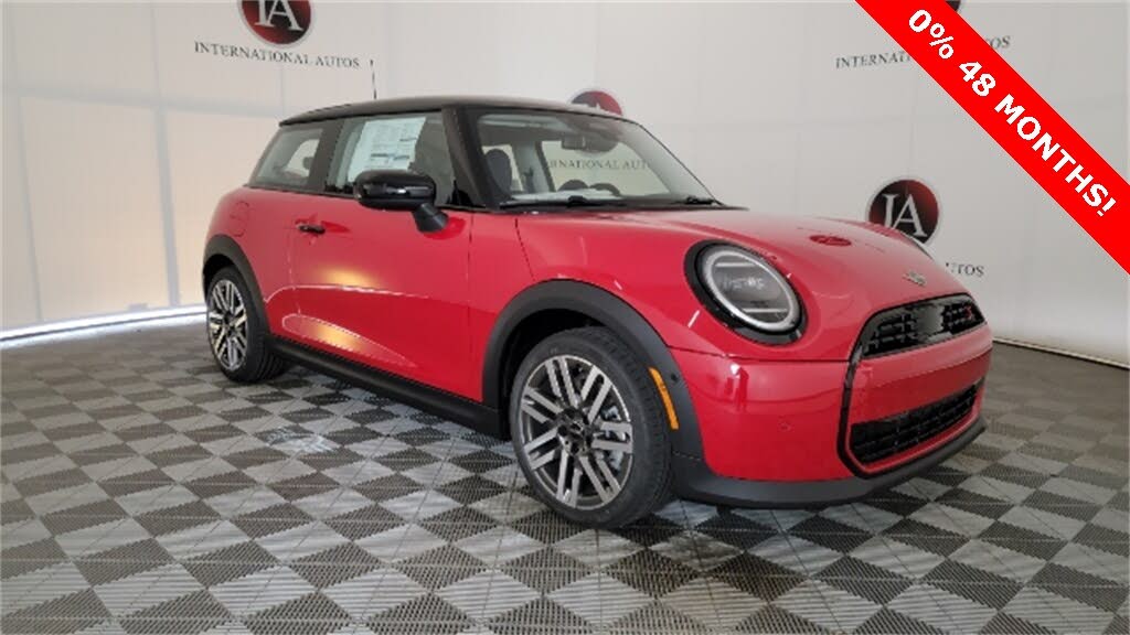 2025 MINI Cooper S Signature Trim 2-door Hatchback