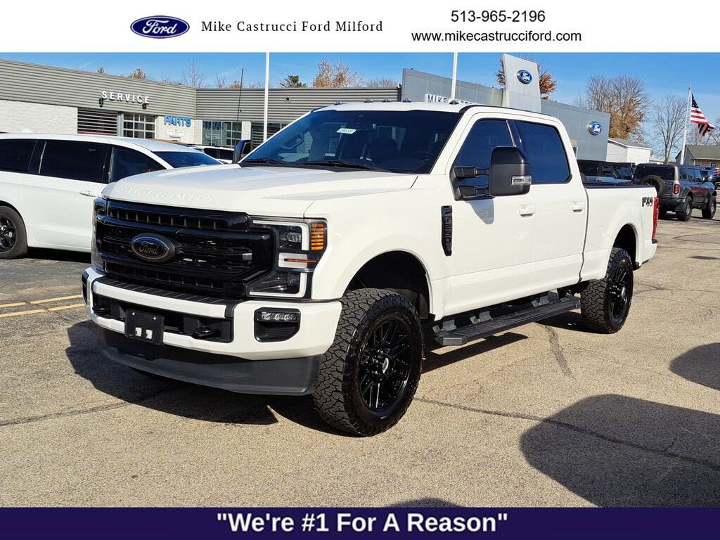 2022 Ford F-250 Super Duty Lariat Crew Cab 4WD