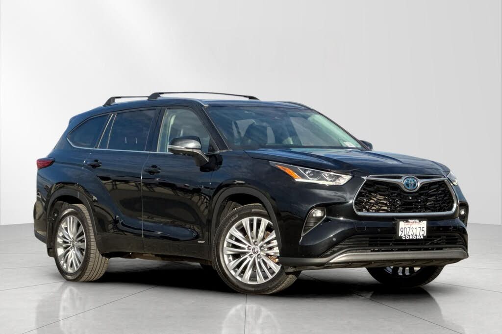 2023 Toyota Highlander Hybrid Platinum AWD