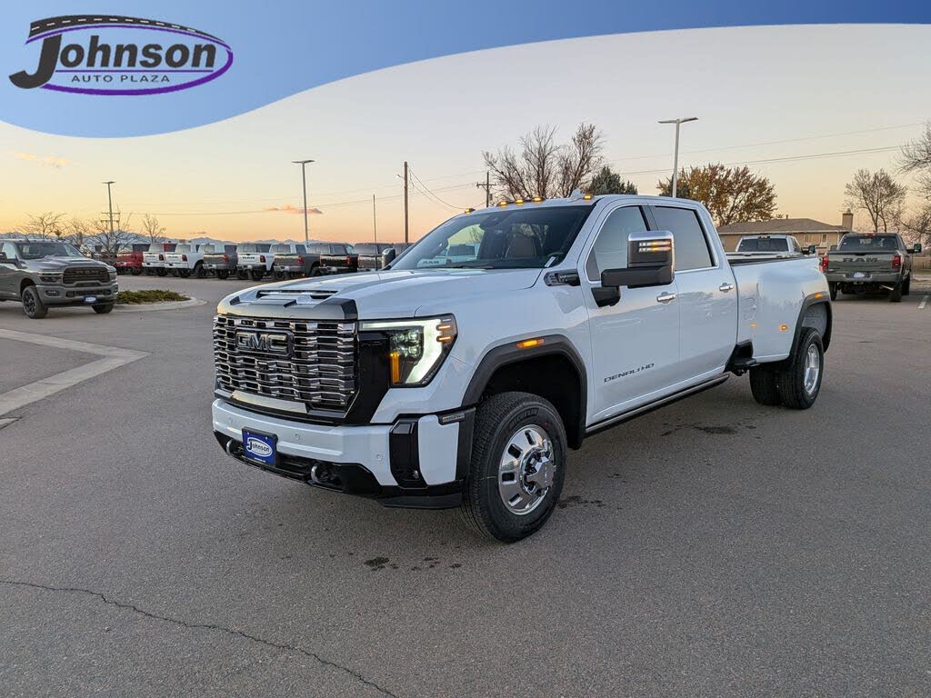 2026 GMC Sierra 3500HD Denali Ultimate Crew Cab 4WD