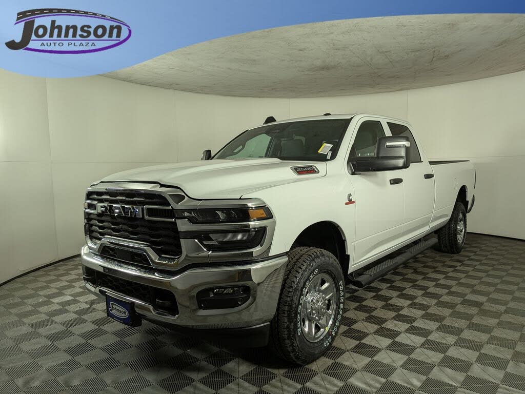2026 RAM 2500 Tradesman Crew Cab LB 4WD