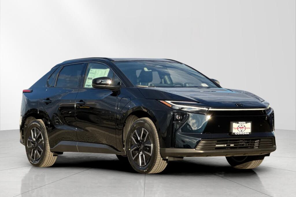 2026 Toyota bZ XLE Plus FWD