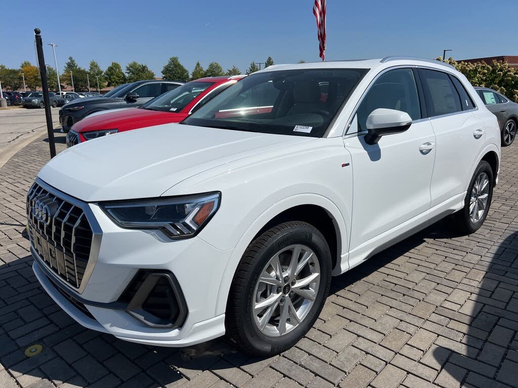 2025 Audi Q3 quattro Premium S Line 45 TFSI