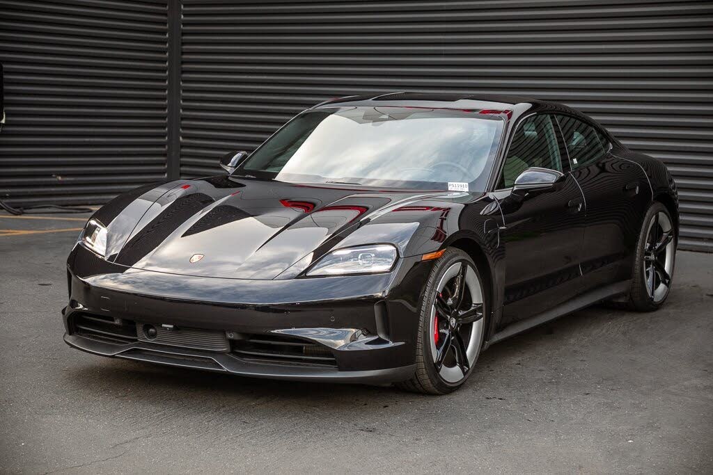 2025 Porsche Taycan