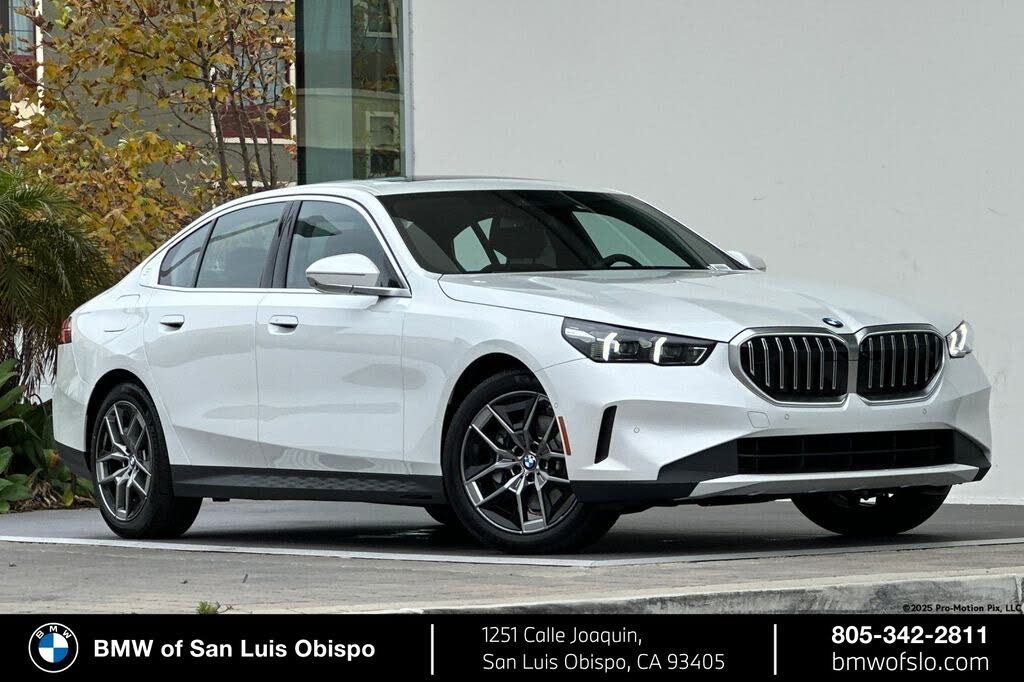 2026 BMW 5 Series 530i RWD