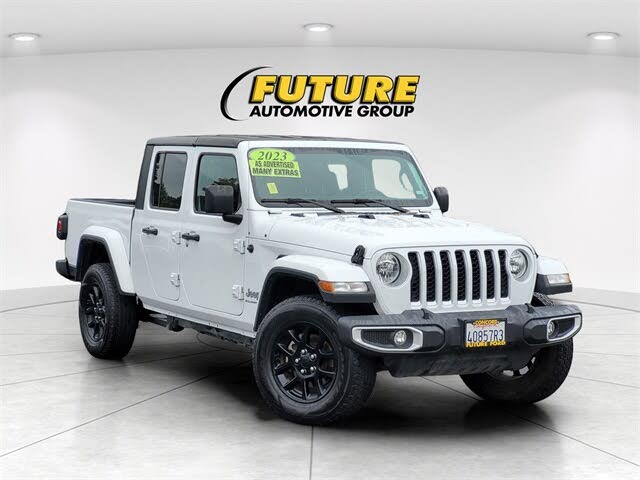 2023 Jeep Gladiator Overland Crew Cab 4WD