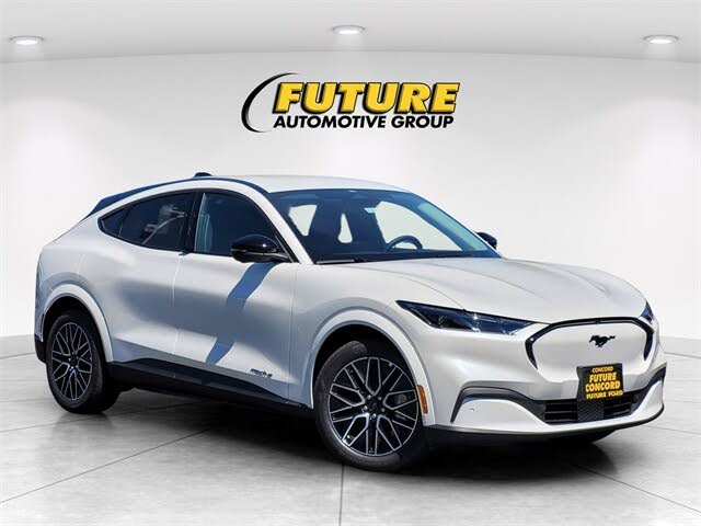 2025 Ford Mustang Mach-E Premium RWD