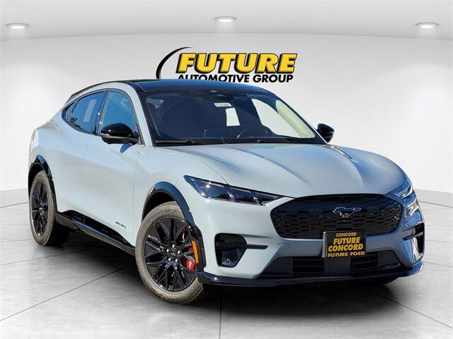 2025 Ford Mustang Mach-E Premium AWD