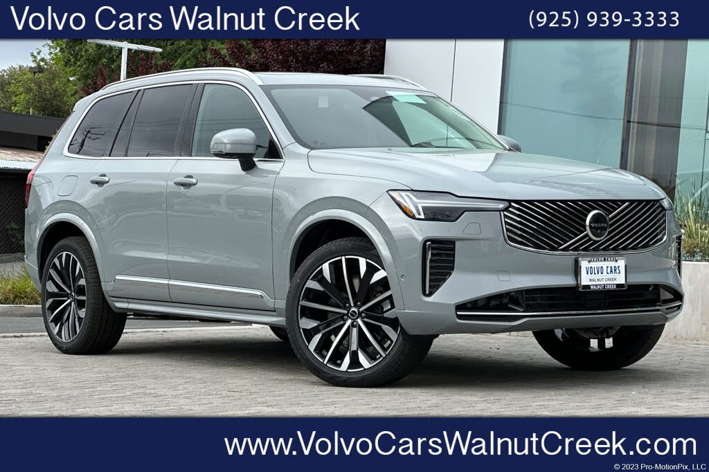 2025 Volvo XC90 B6 Plus Bright Theme 7-Passenger AWD