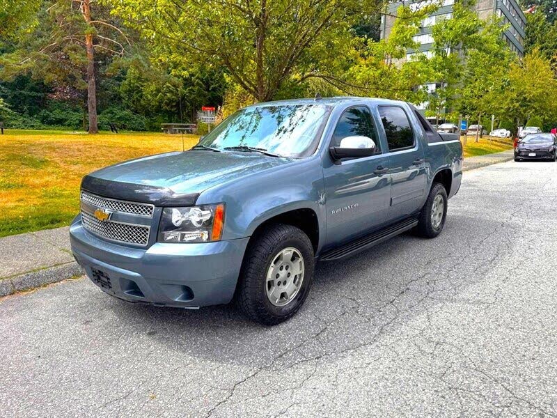 2011 Chevrolet Avalanche LS 4WD