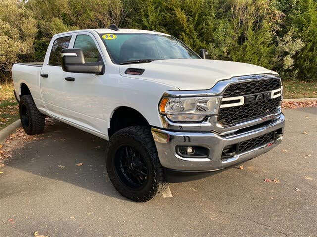 2024 RAM 3500 Tradesman Crew Cab 4WD