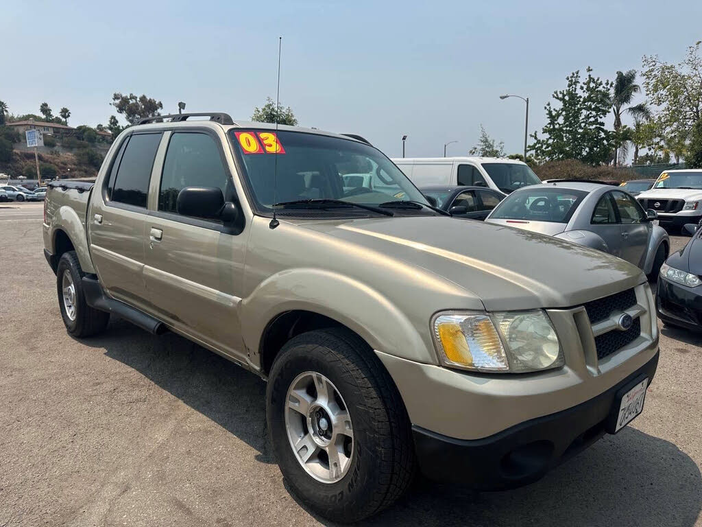 2003 Ford Explorer Sport Trac XLT Crew Cab