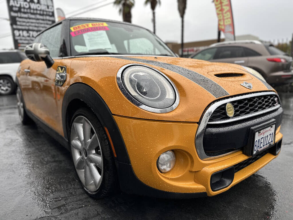 2014 MINI Cooper S Hatchback FWD
