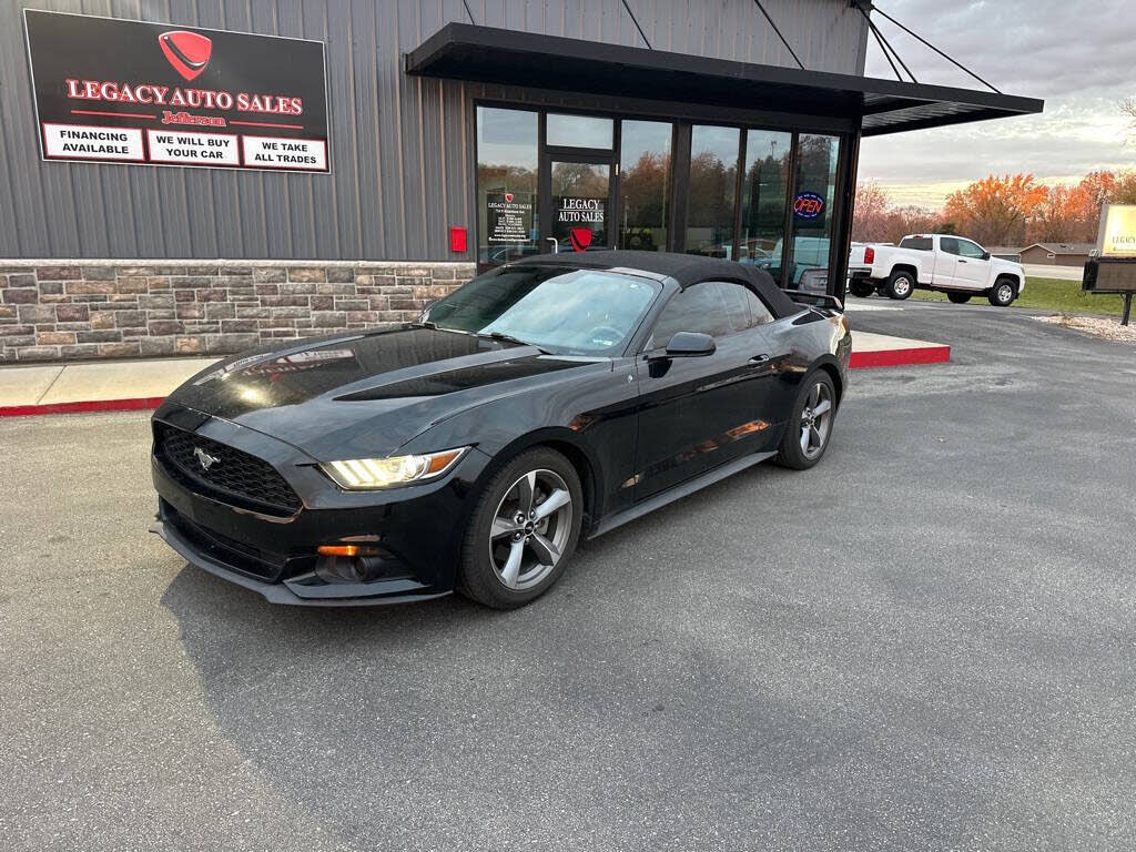 2016 Ford Mustang V6 Convertible RWD