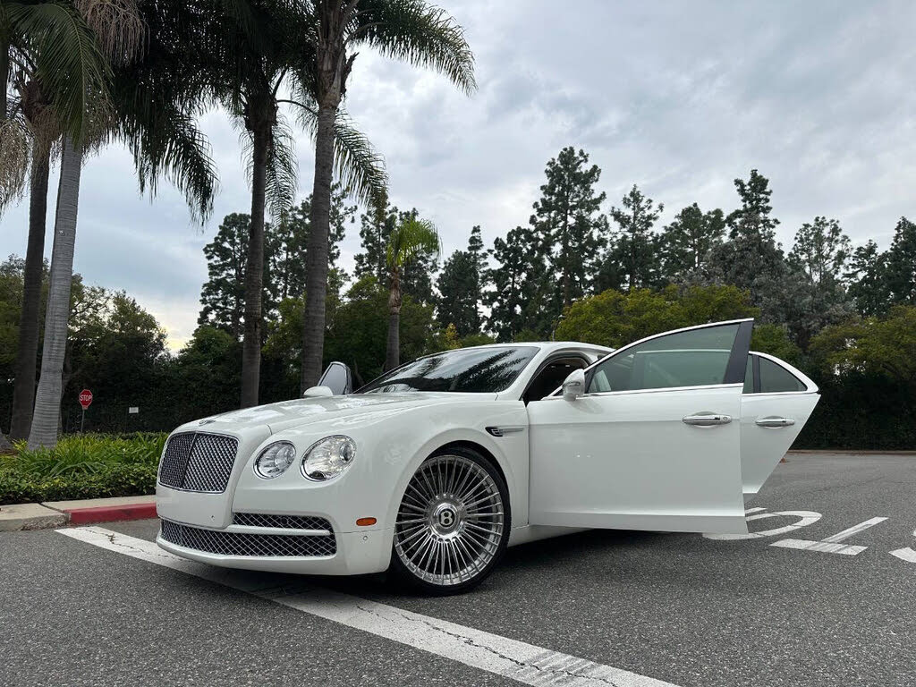 2018 Bentley Flying Spur V8 AWD
