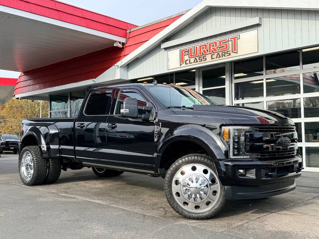 2019 Ford F-450 Super Duty Lariat Crew Cab LB DRW 4WD