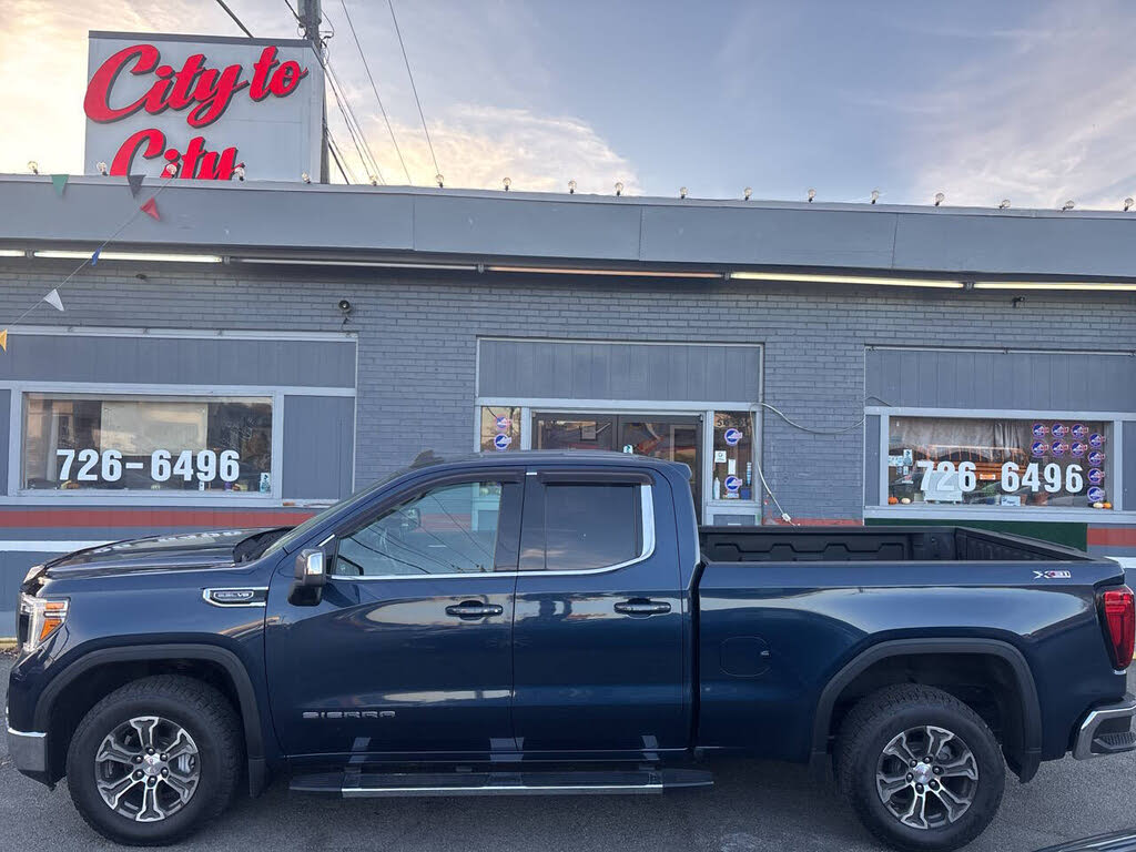 2021 GMC Sierra 1500 SLE Double Cab 4WD