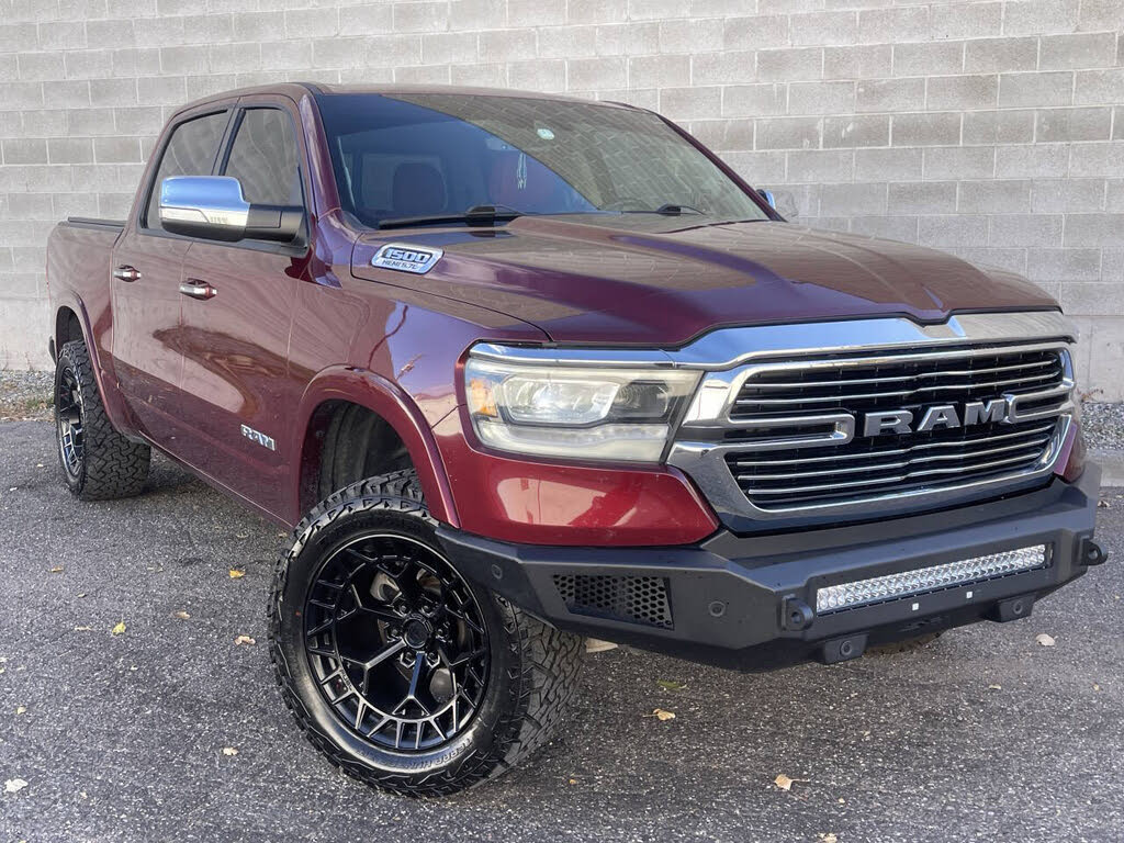 2022 RAM 1500 Laramie Crew Cab 4WD