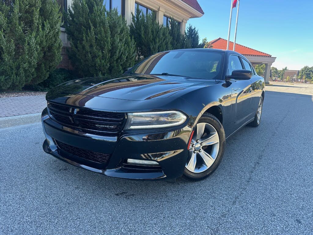 2017 Dodge Charger SXT RWD
