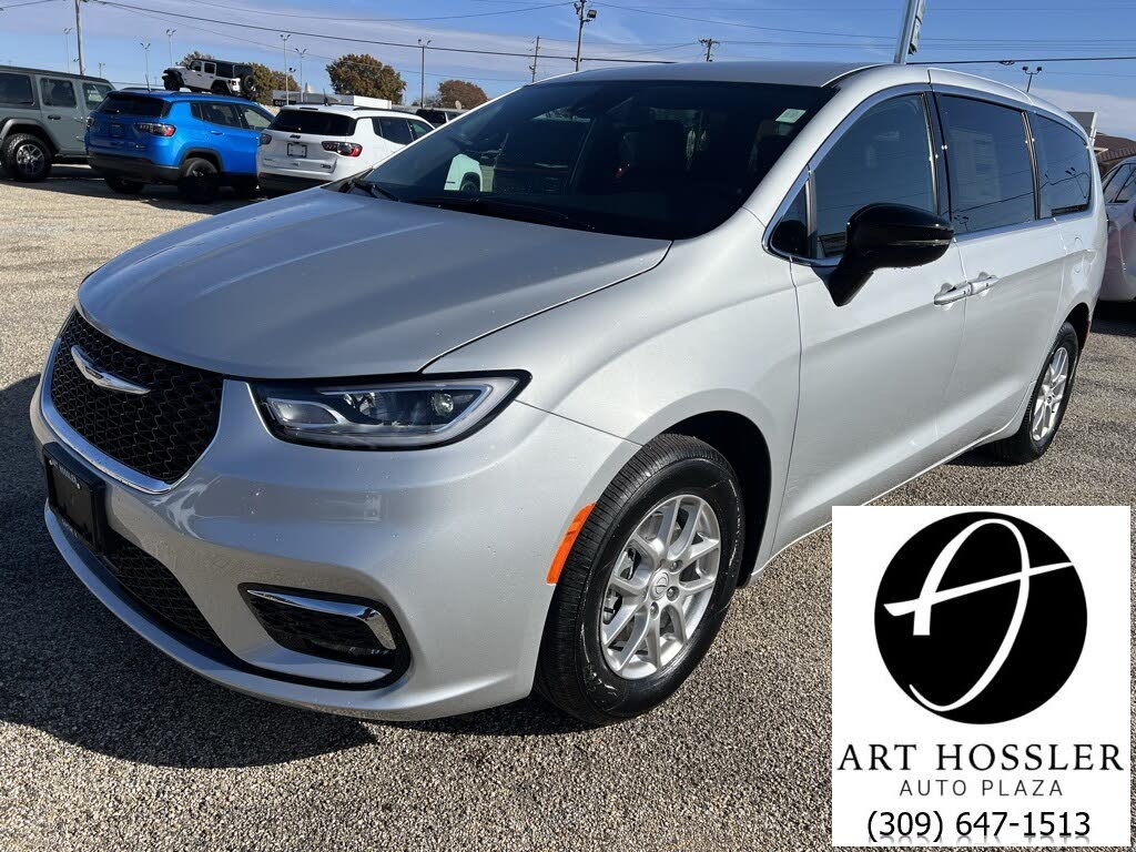 2026 Chrysler Pacifica Select FWD