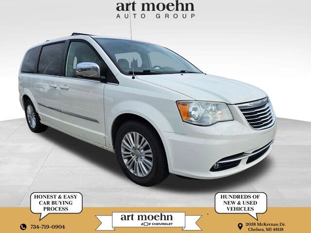 2011 Chrysler Town & Country Touring-L FWD