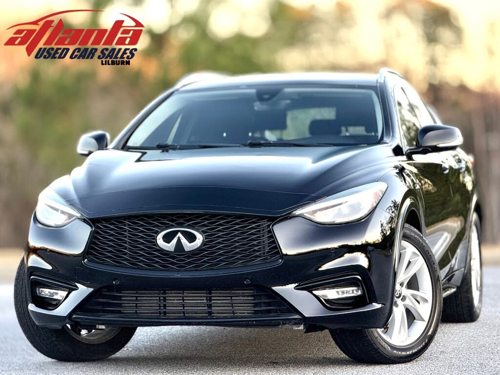 2018 INFINITI QX30 Premium FWD