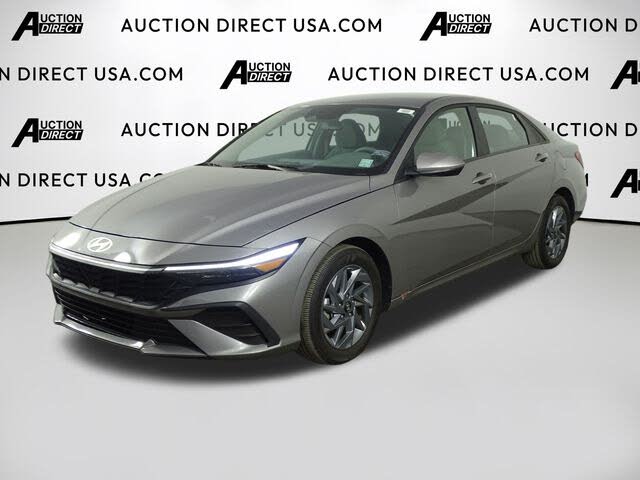 2024 Hyundai Elantra SEL FWD
