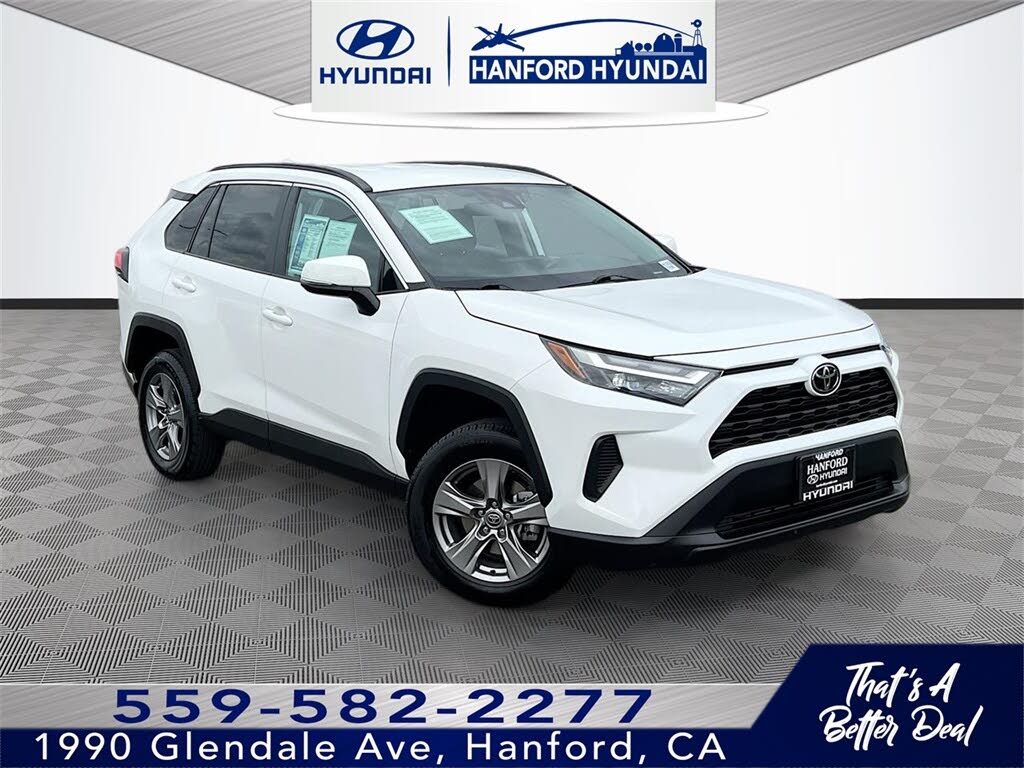 2024 Toyota RAV4 XLE FWD